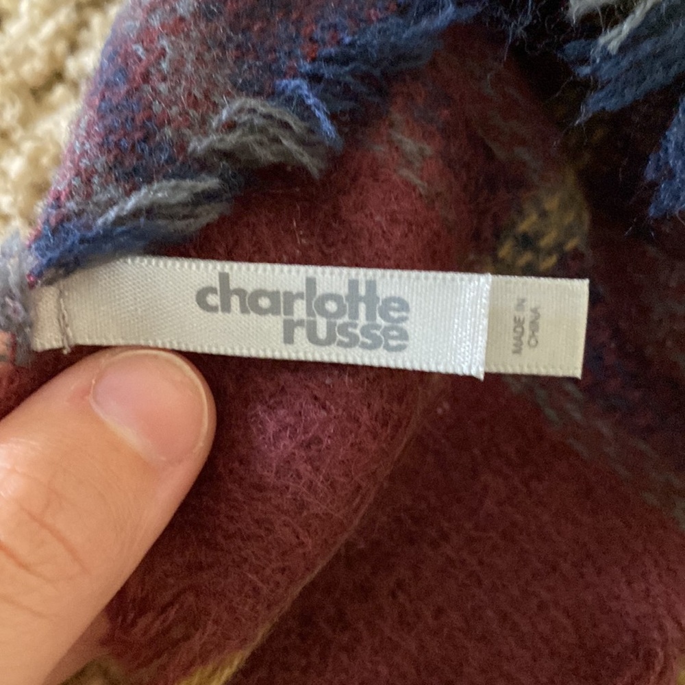 Scarf - Picture 3 of 3